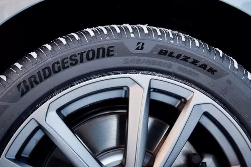 Bridgestone Blizzak 6 Bélyegkép 1920x1280