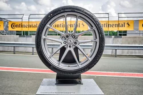 Continental SportContact 7 Bélyegkép 4724x3150