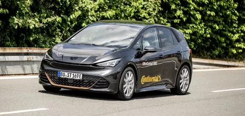 Continental UltraContact NXT Bélyegkép 1920x913