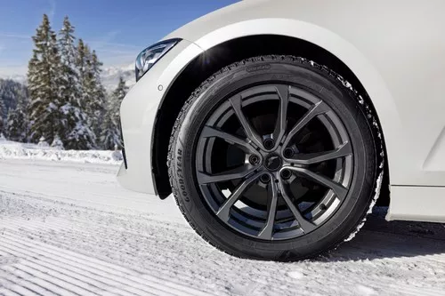 GoodYear UltraGrip Performance 3 Bélyegkép 1920x1280