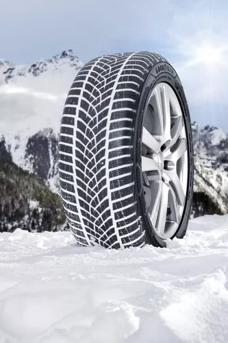 GoodYear UltraGrip Performance+ Bélyegkép 3744x5616
