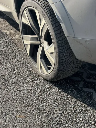 Michelin PILOT ALPIN 5 SUV Bélyegkép 168x225