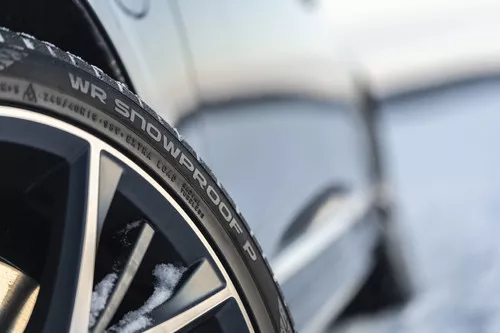 Nokian WR Snowproof P Bélyegkép 1619x1079