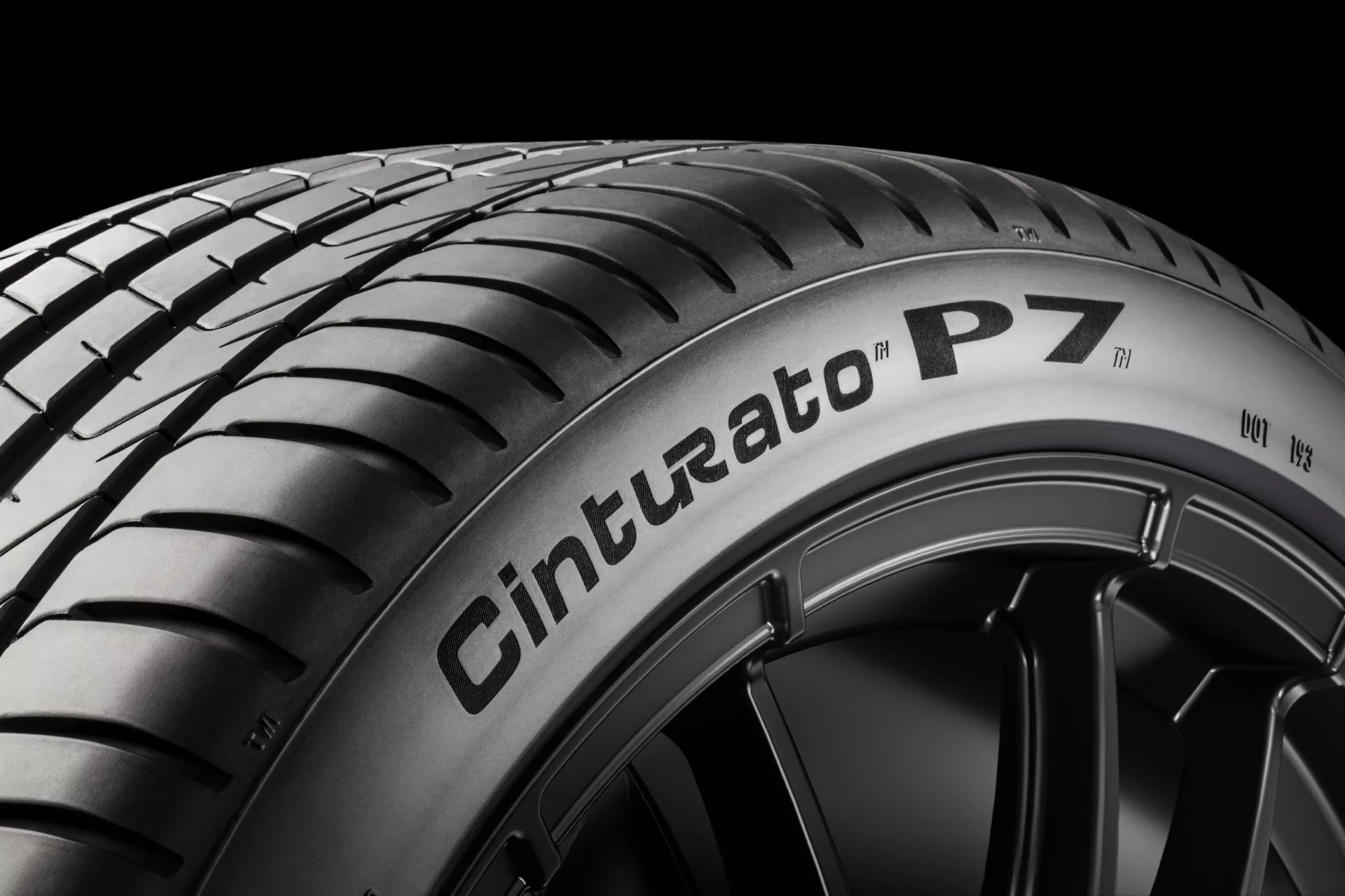 Pirelli Cinturato P7 C2 Kép
