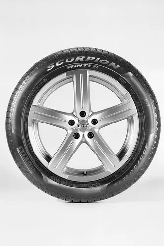Pirelli Scorpion Winter Bélyegkép 1000x1500